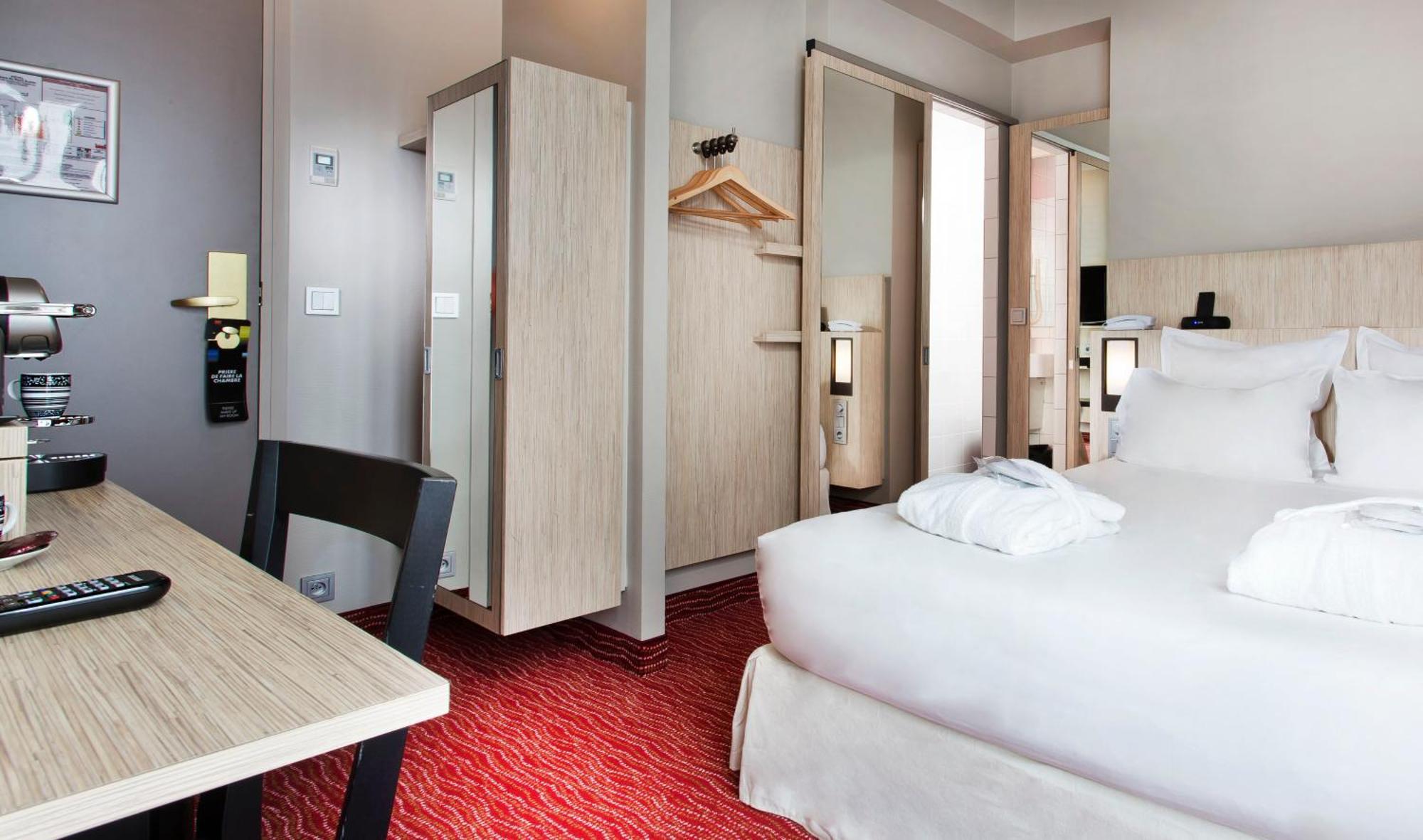Hotel Libertel Gare Du Nord Suede París Exterior foto